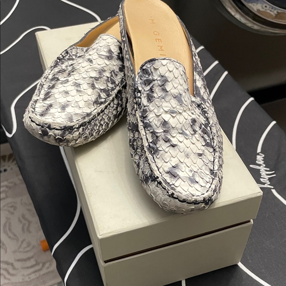 M. Gemi Snakeskin Loafer slides - Black and White